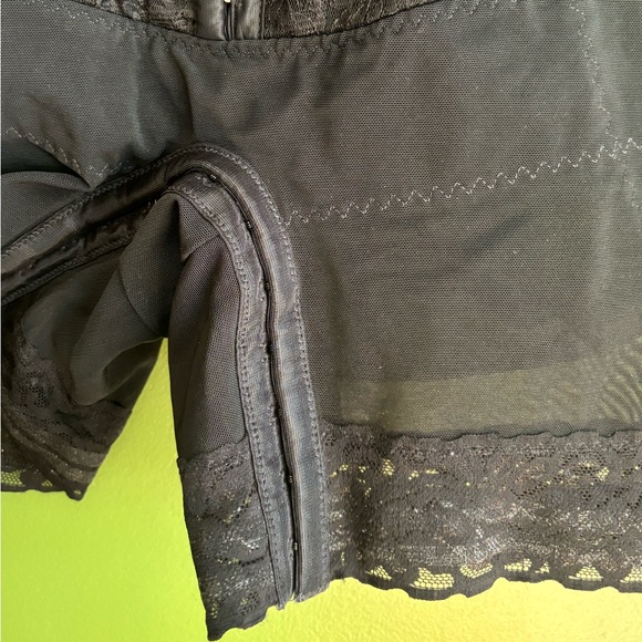 Body shaper - Picture 4 of 9